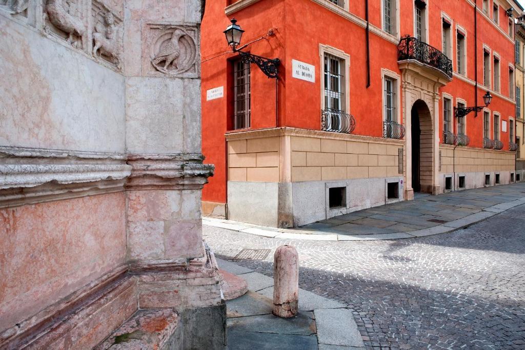 Palazzo Dalla Rosa Prati Parma Exterior photo